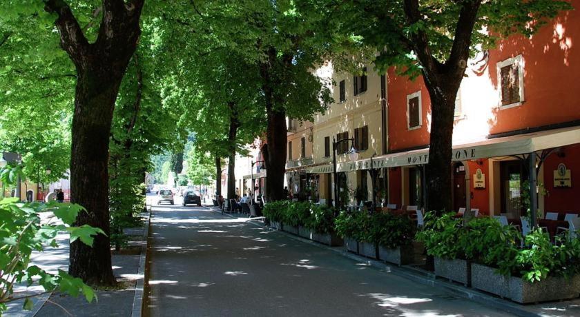 Albergo Montenerone Piobbico Exterior photo